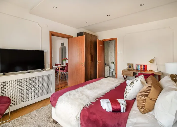 Gryffindor Tower * Бухарест